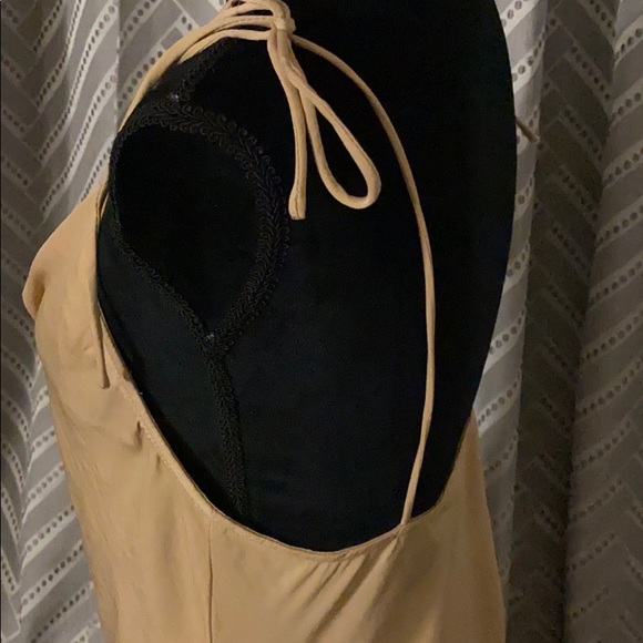 Dress - Picture 8 of 10